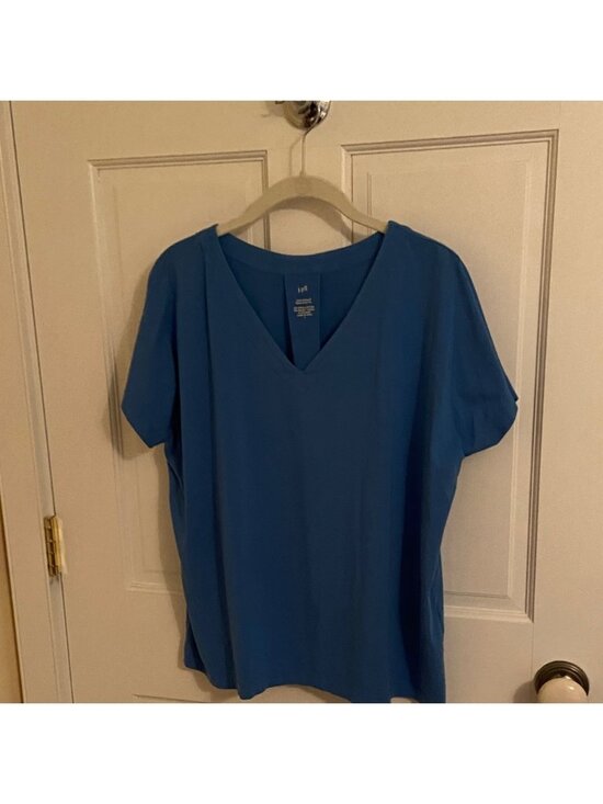 Tops - Top, Classic Blue, Short Sleeve V-Neck Back Pleat Size L